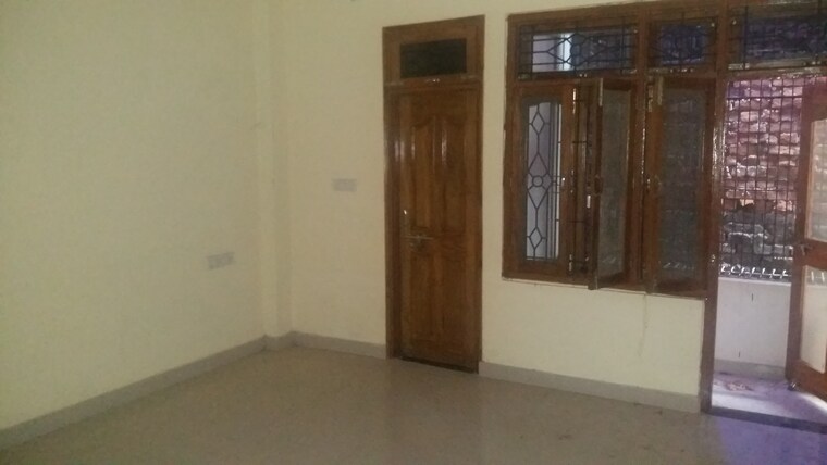 Room, mahmoorganj 4 Bedroom 4000 Sq.Ft. Independent House In Mahmoorganj Varanasi 9291019