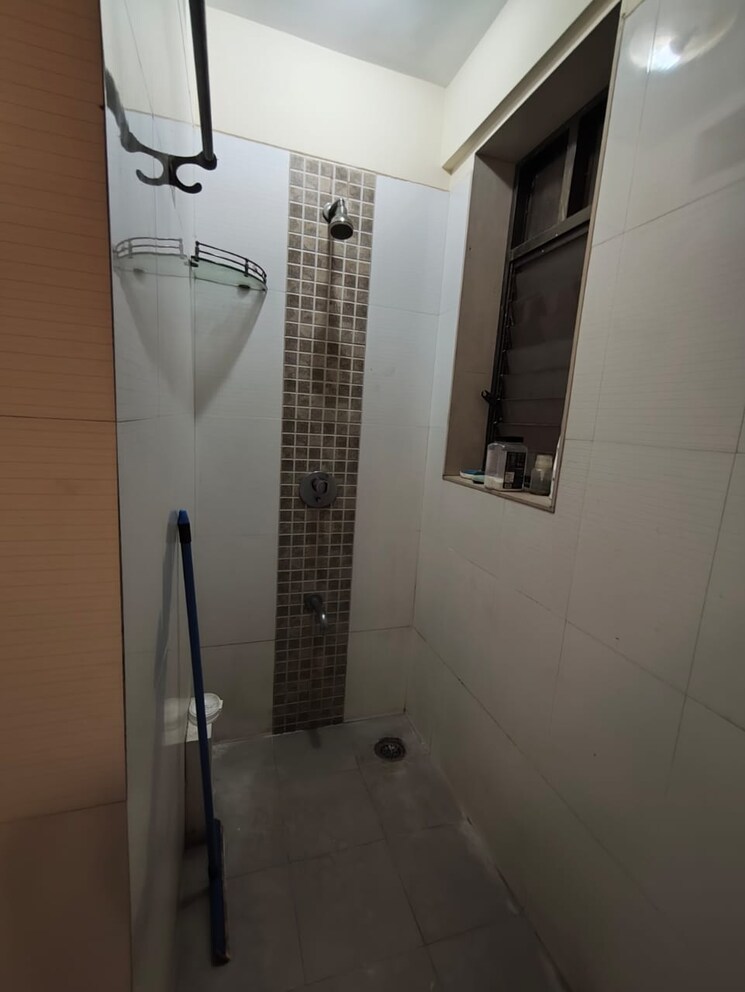 Bathroom, hari-niwas-chembur 1.5 Bedroom 715 Sq.Ft. Apartment In Chembur Mumbai 9291068