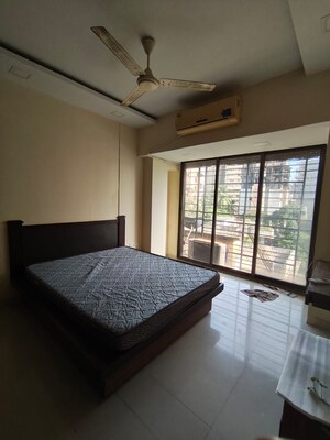 Bedroom in 1.5 BHK Apartment at Hari Niwas Chembur, Chembur – for Rent
