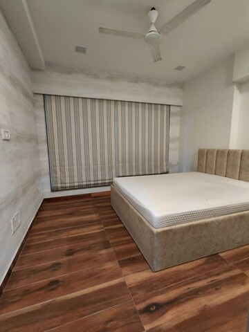 Bedroom in 2 BHK Apartment at Sanghvi Evana, Worli – for Rent