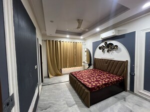 Bedroom in 3 BHK Builder Floor at Sushant Lok 2, Sector 57 – for Rent