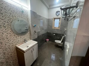 Attached Bathroom in 3 BHK Builder Floor at Sushant Lok 2, Sector 57 – for Rent