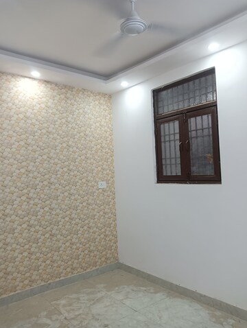 Room in 2 BHK Builder Floor at Govindpuri – for Sale