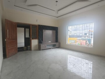 Room in 2 BHK Builder Floor at Iti Layout – for Rent