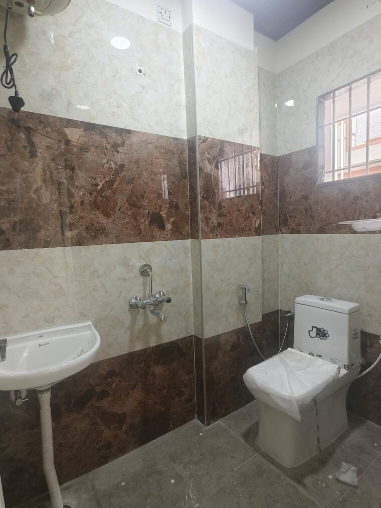 Bathroom, iti layout 2 Bedroom 1200 Sq.Ft. Builder Floor In Iti Layout Bangalore 9291179
