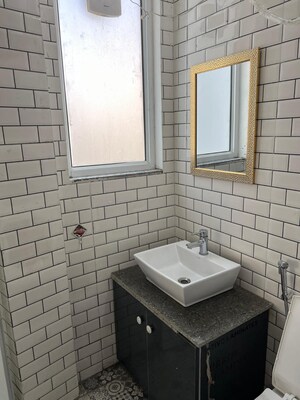Bathroom in 1 RK Apartment at Vipul World Floors, Sector 48 – for Rent