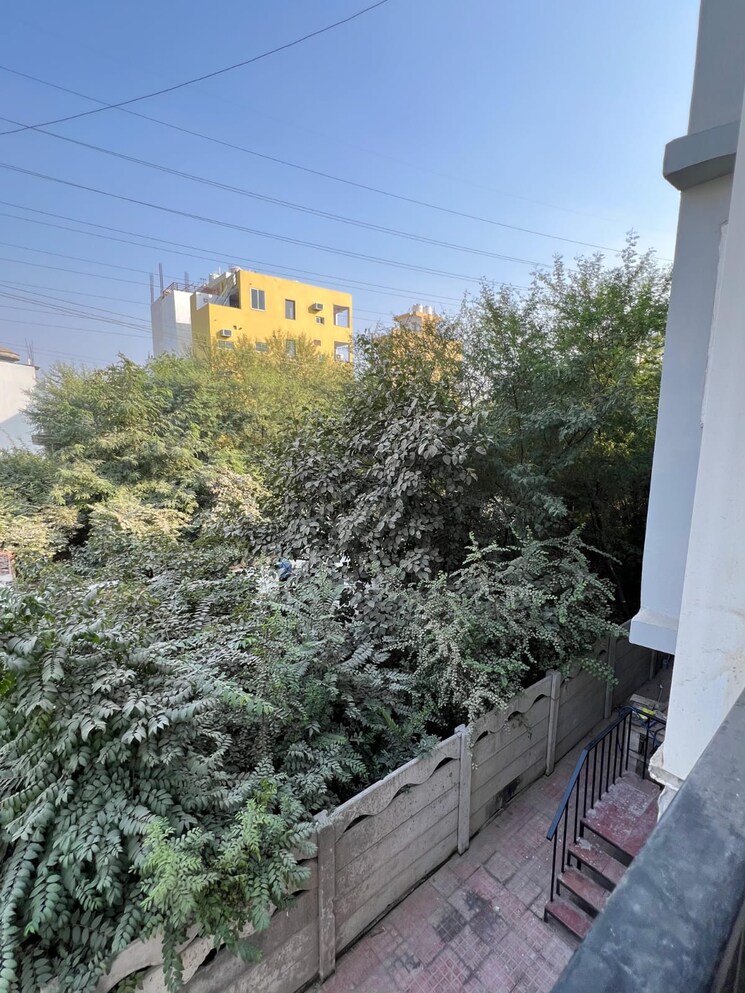 Exterior View, vipul-world-floors 1 RK 350 Sq.Ft. Apartment In Sector 48 Gurgaon 9291240