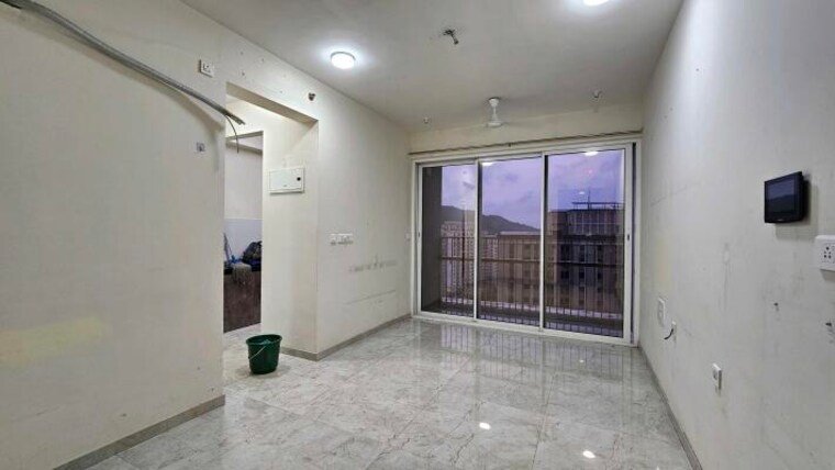 Room, tata-serein 3 Bedroom 1000 Sq.Ft. Apartment In Pokhran Road No Two Thane 9291258