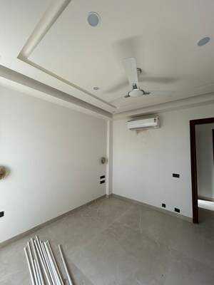 Room in 2 BHK Builder Floor at Kohli One Malibu Town, Sector 47 – for Rent