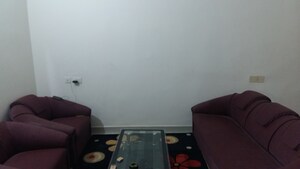 Living Room in 2 BHK Apartment at Durgakund – for Rent