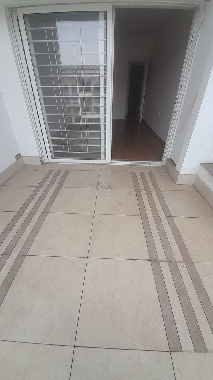 Balcony, rohan-kritika 3 Bedroom 1860 Sq.Ft. Apartment In Sinhagad Road Pune 9291330