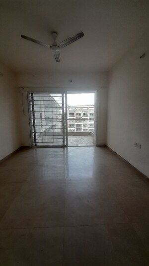 Room in 3 BHK Apartment at Rohan Kritika, Sinhagad Road – for Sale