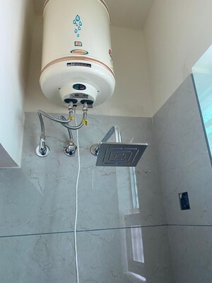 Bathroom in 4 BHK Apartment at Sector 50 – for Rent