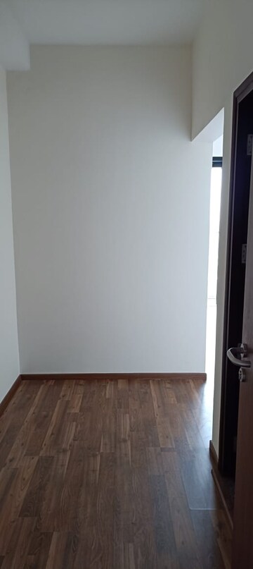 Room in 3 BHK Apartment at Majestique Marbella Phase 1, Kharadi – for Rent