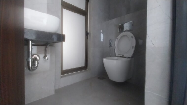 Bathroom, raymond-ten-x-habitat 1 Bedroom 418 Sq.Ft. Apartment In Pokhran Road No Two Thane 9291317