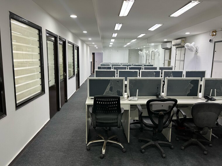 Team Area, sector 1 Commercial Office Space in IT/SEZ 700 Sq.Ft. In Sector 1 Noida 9291394