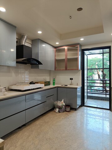 Kitchen in 4 BHK Builder Floor at DLF City Phase IV, Dlf Phase iv – for Sale