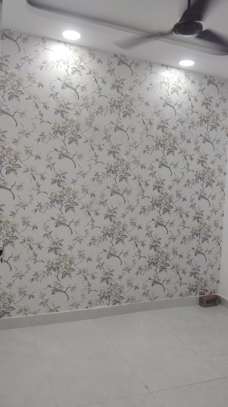 Room, govindpuri 2 Bedroom 50 Sq.Yd. Builder Floor In Govindpuri Delhi 9291598