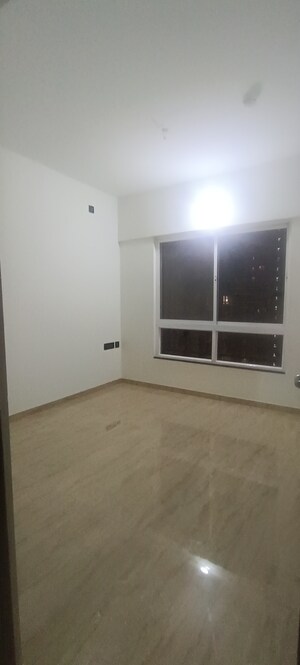 Room in 3 BHK Apartment at VTP Beaumonde, Kharadi – for Rent