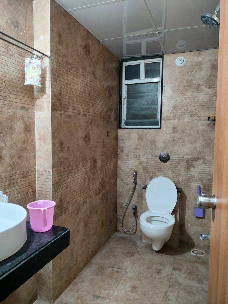 Bathroom, kohinoor-zen-estate 2 Bedroom 752 Sq.Ft. Apartment In Kharadi Pune 9291650