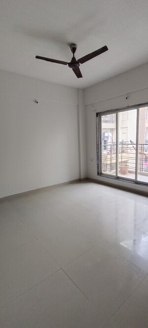 Room in 2.5 BHK Apartment at Dheeraj Jade Residences, Wagholi – for Rent