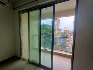 Room in 3 BHK Apartment at Runwal Bliss, Kanjurmarg East – for Rent
