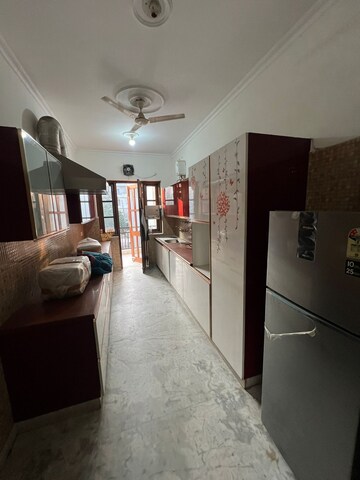 Living Room in 3 BHK Builder Floor at Relaxo Apartment, Sector 46 – for Rent