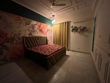 Bedroom in 3 BHK Builder Floor at Relaxo Apartment, Sector 46 – for Rent