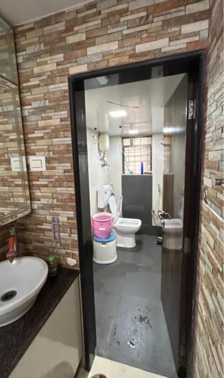 Bathroom, twin-tower-mira-road 2.5 Bedroom 900 Sq.Ft. Apartment In Mira Road Thane 9291681
