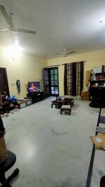 3 BHK + Pooja Room 2400 Sq.Ft. Builder Floor in White Pearl Residency
