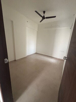 Room in 2.5 BHK Apartment at Polite Bhalchandra Vihar, Ravet – for Rent