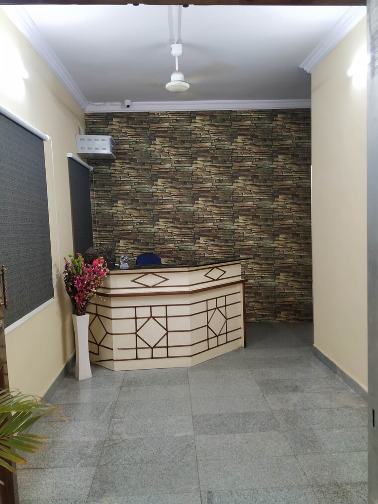 Common Area, banjara hills Commercial Office Space 400 Sq.Ft. In Banjara Hills Hyderabad 9291706