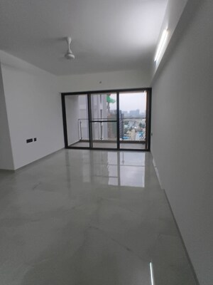 Room in 2 BHK Apartment at Unique Youtopia, Kharadi – for Rent