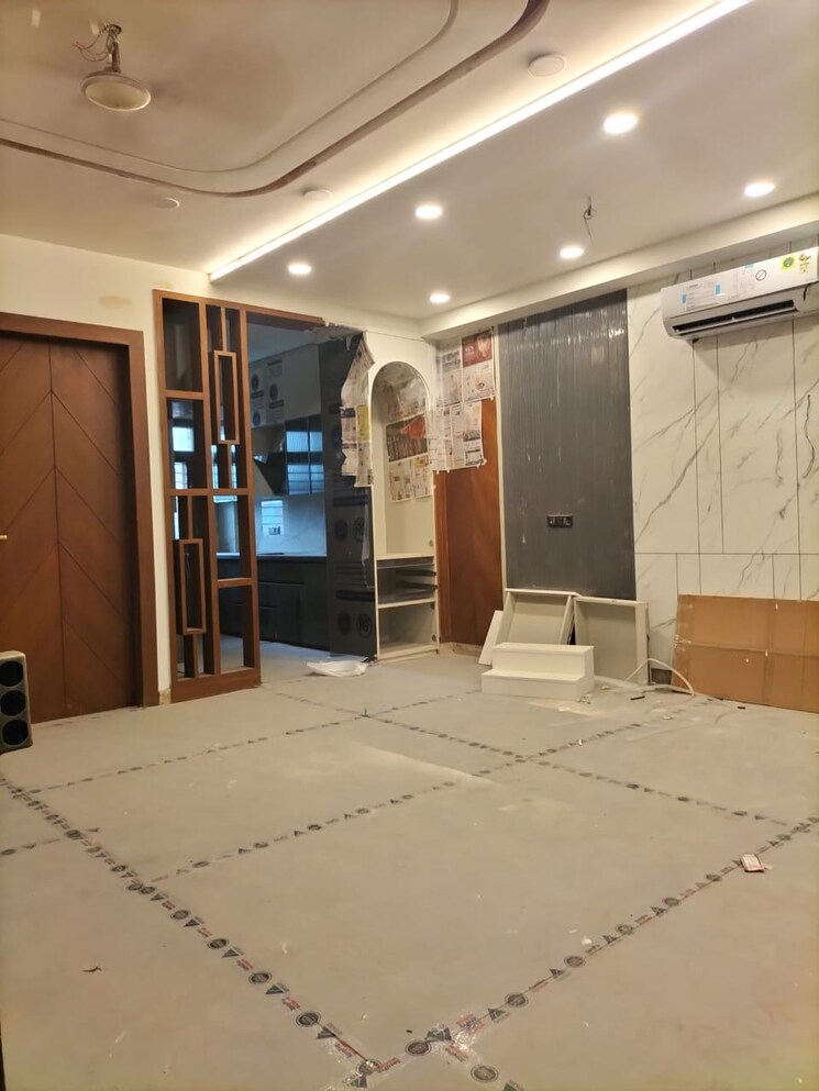 undefined, sector 28 3 Bedroom 200 Sq.Yd. Builder Floor In Sector 28 Gurgaon 9291719