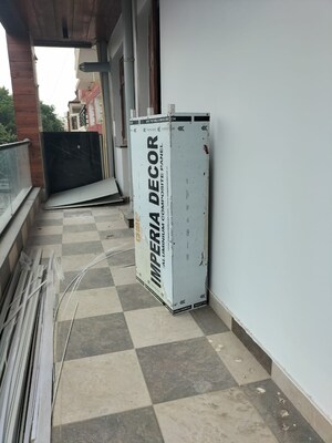 Balcony in 3 BHK Builder Floor at Sector 28 – for Rent