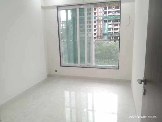 1 BHK 413 Sq.Ft. Apartment in Oxford Navrang Crystal