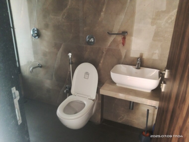 Bathroom, oxford-navrang-crystal 1 Bedroom 413 Sq.Ft. Apartment In Goregaon West Mumbai 9291718