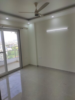 Room in 4 BHK Builder Floor at Surya CGHS, Sector 43 – for Rent