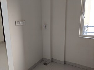 Room in 1 BHK Apartment at Puraniks Tokyo Bay, Kasarvadavali – for Rent