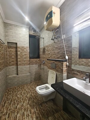 Bathroom in 2 BHK Builder Floor at Ansal Sushant Lok I, Sector 43 – for Rent