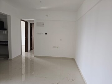 Room in 2 BHK Apartment at ARV Uthville, Kharadi – for Rent