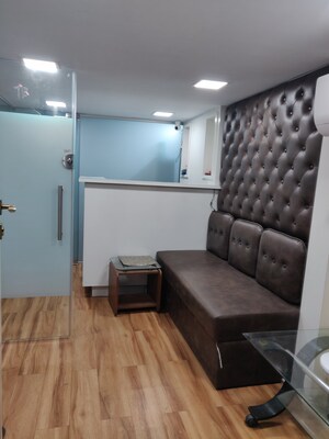  Office Space – Entrance View at Malad West - for Rent