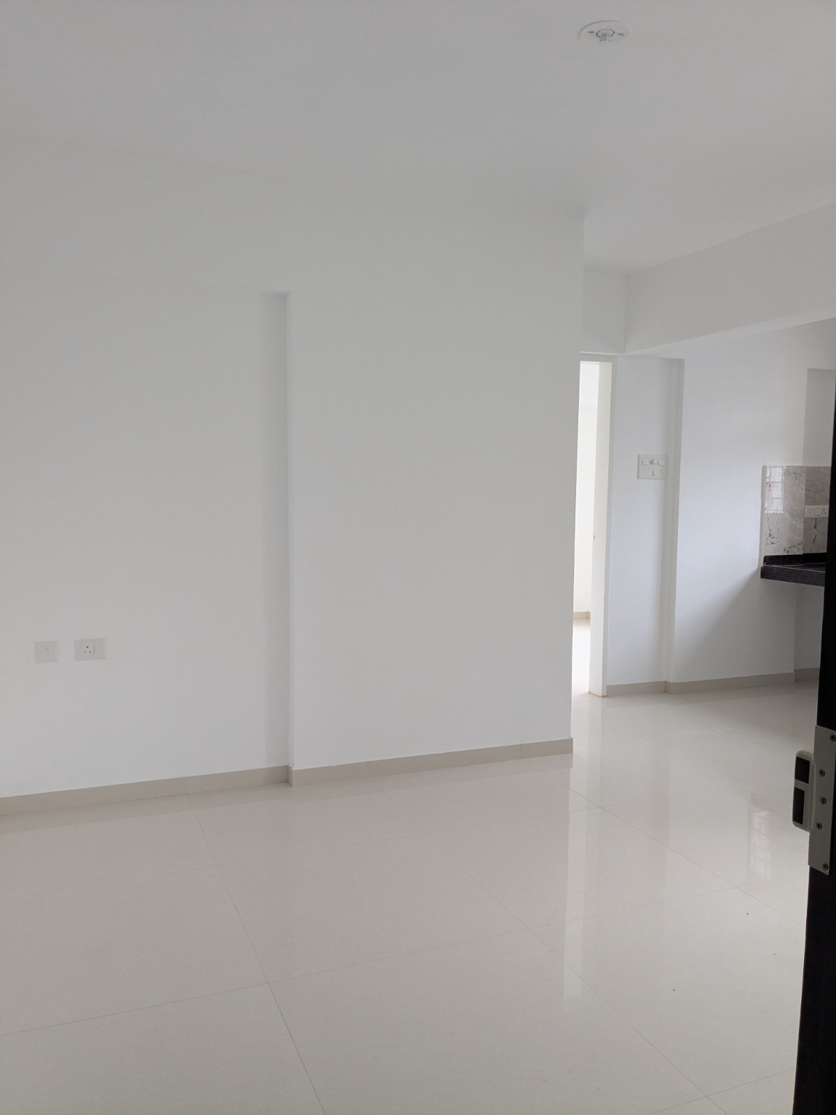 1 BHK + Pooja Room Apartment For Rent in ARV Uthville