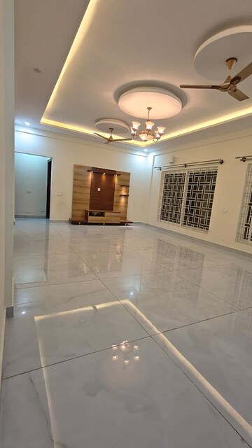 Bathroom in 3 BHK Apartment at Hbr Layout – for Rent