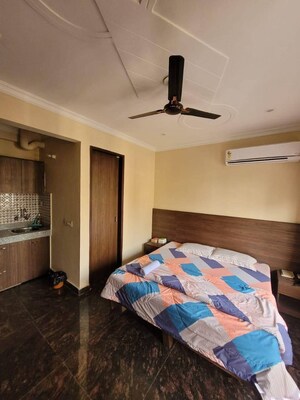 1 RK Builder Floor For Rent in Saket