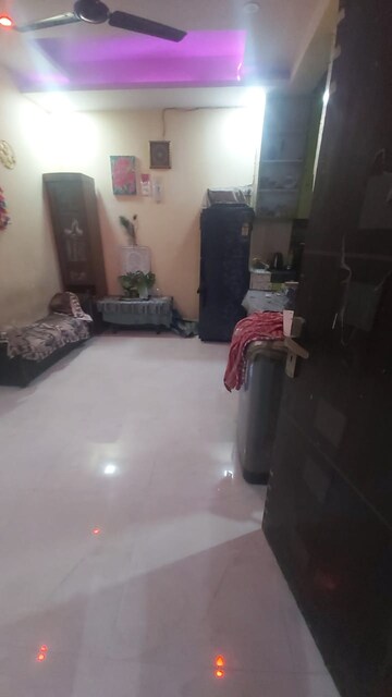 Parking in 2.5 BHK Builder Floor at Mayur Vihar – for Sale