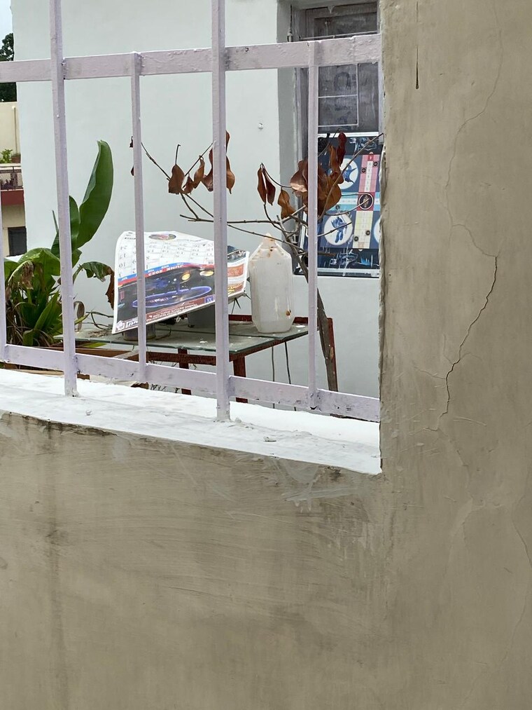 Other, mayur vihar 2.5 Bedroom 750 Sq.Ft. Apartment In Mayur Vihar Delhi 9291780