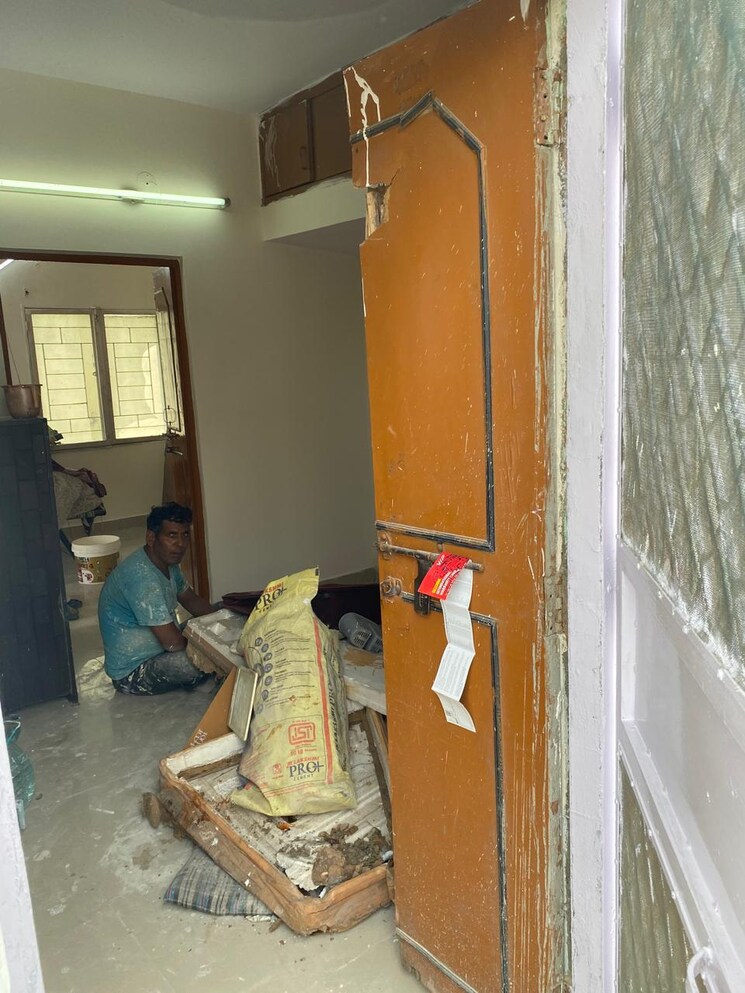 Room, mayur vihar 2.5 Bedroom 750 Sq.Ft. Apartment In Mayur Vihar Delhi 9291780