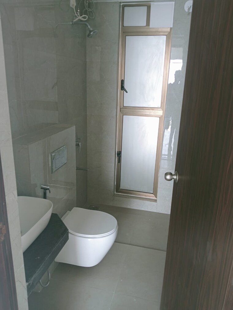 Bathroom, raymond-ten-x-era 2 Bedroom 615 Sq.Ft. Apartment In Pokhran Road No One Thane 9291795