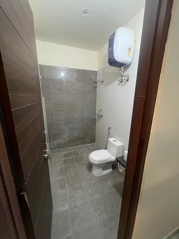 Bathroom in 3 BHK Villa at Mansarovar – for Rent